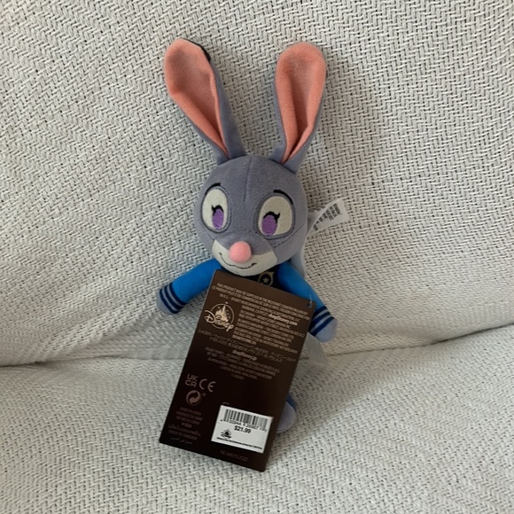 NuiMOs Judy Hobbs from Zootopia. NWT - Picture 5 of 6